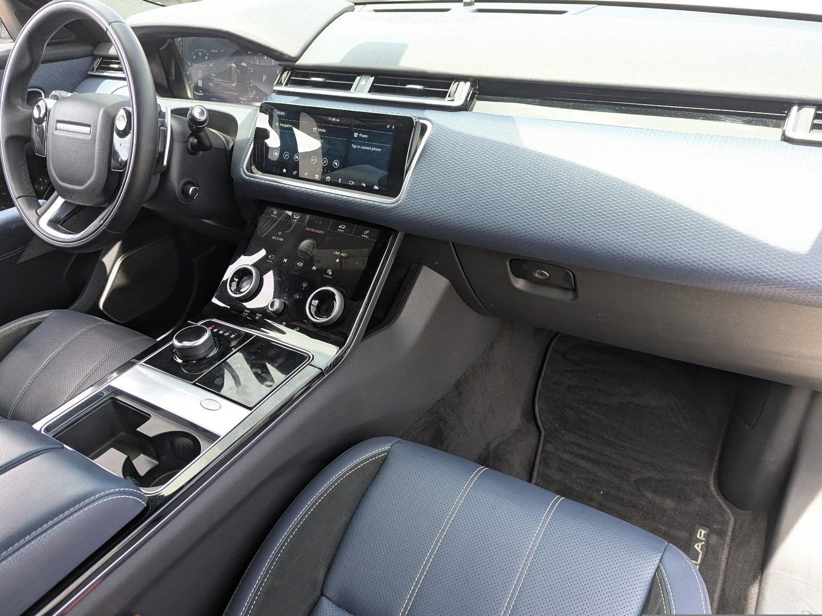 Used 2020 Land Rover Range Rover Velar R-Dynamic S AWD/4WD image 14