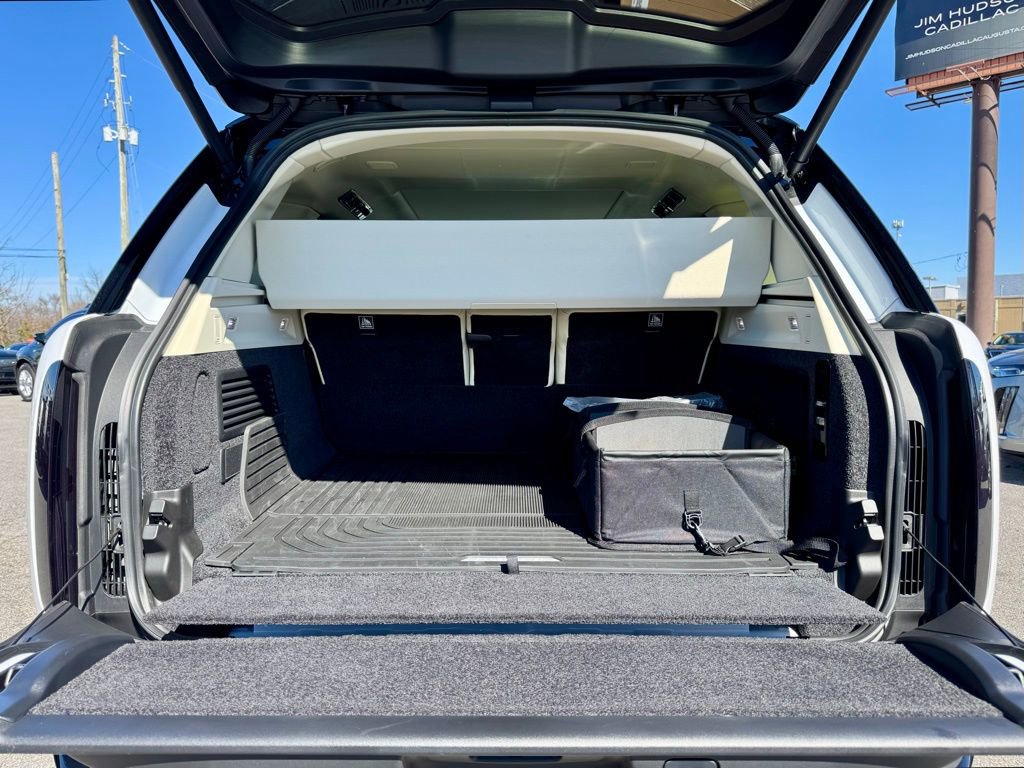 Used 2024 Land Rover Range Rover Long Wheelbase Autobiography image 38