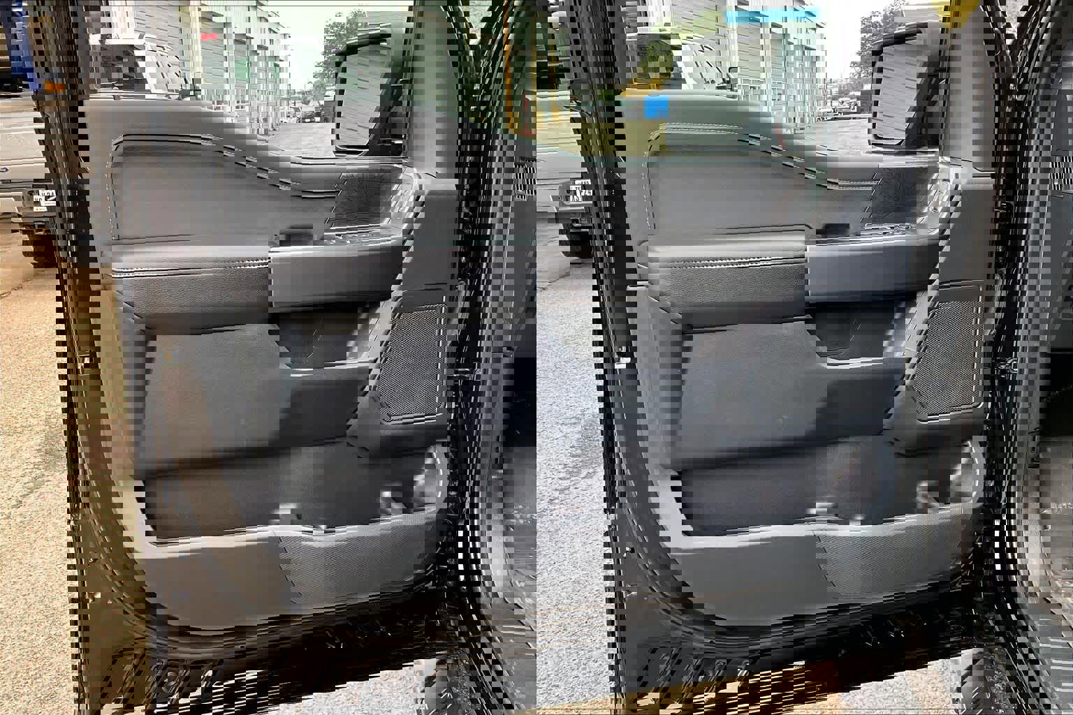 Certified 2022 Ford F150 XLT w/ Equipment Group 302A High image 22