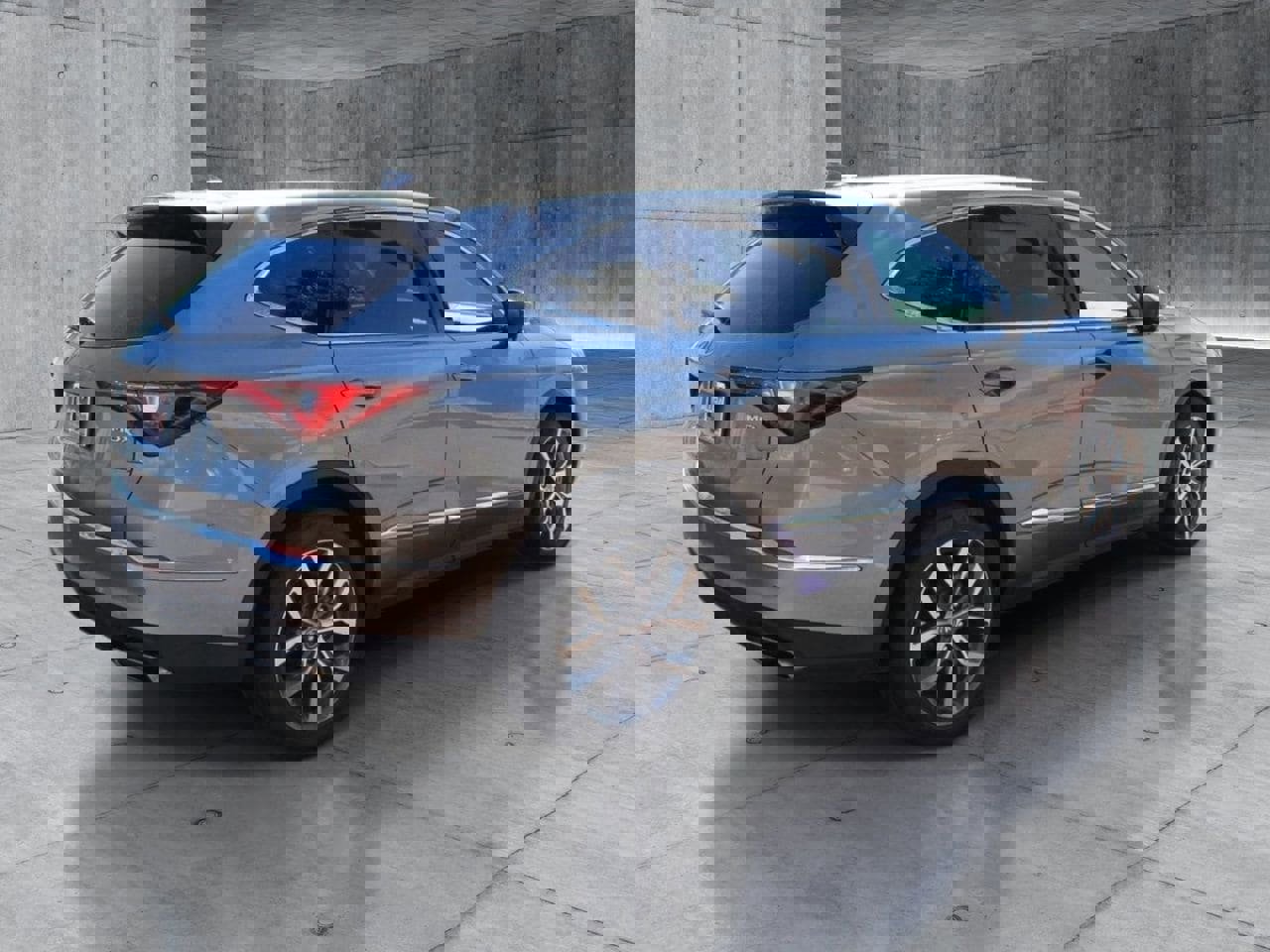 Used 2023 Acura MDX FWD w/ Technology Package image 5