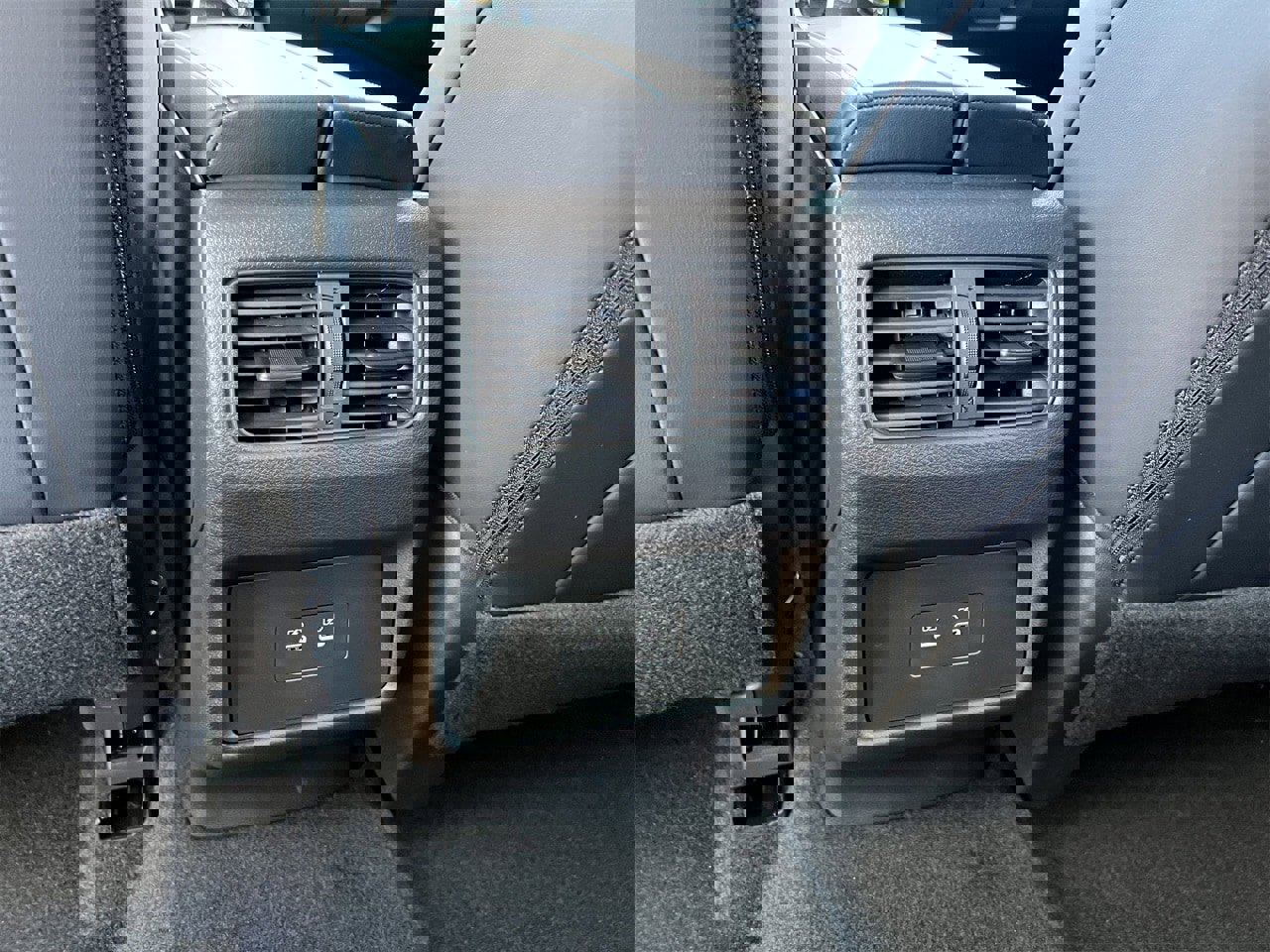 New 2026 Nissan Rogue SV w/ SV Premium Package image 18