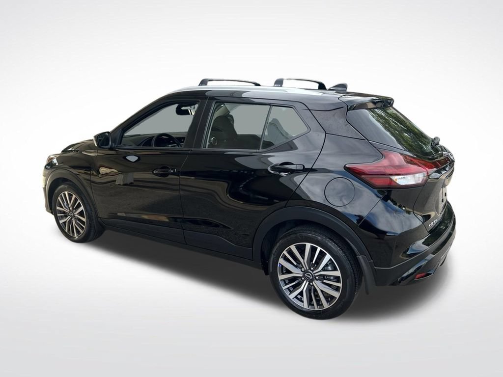 Certified 2024 Nissan Kicks SV w/ Interior Electronics Package FWD image 43