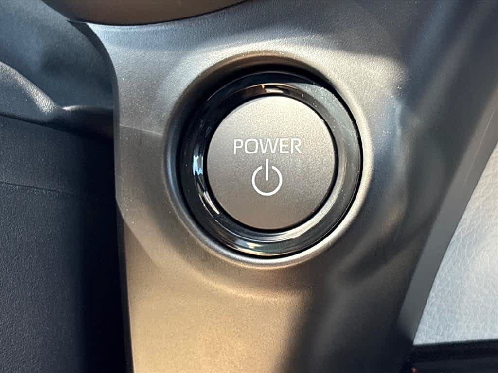 New 2026 Toyota Sienna LE FWD image 17