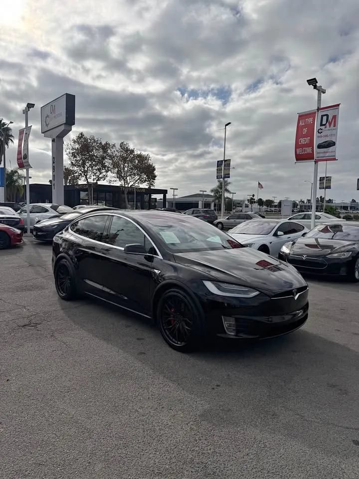 Used 2016 Tesla Model X Performance AWD/4WD image 3