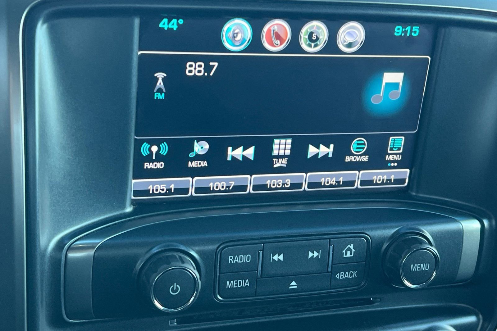 Used 2018 Chevrolet Silverado 1500 LT w/ All Star Edition image 17