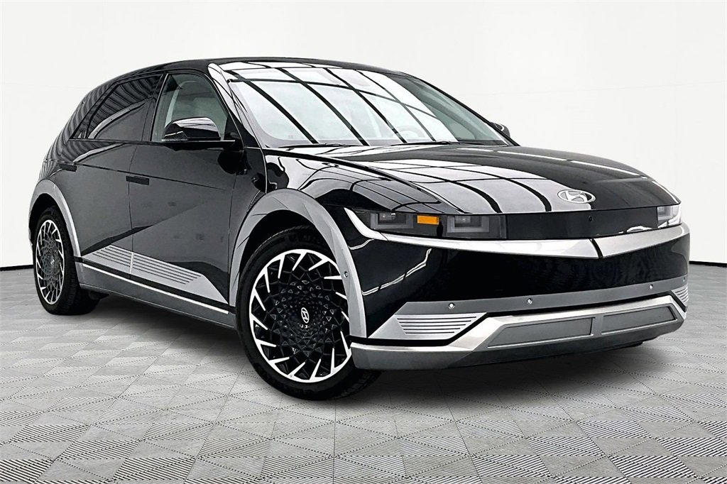 Used 2024 Hyundai Ioniq 5 Limited image 12