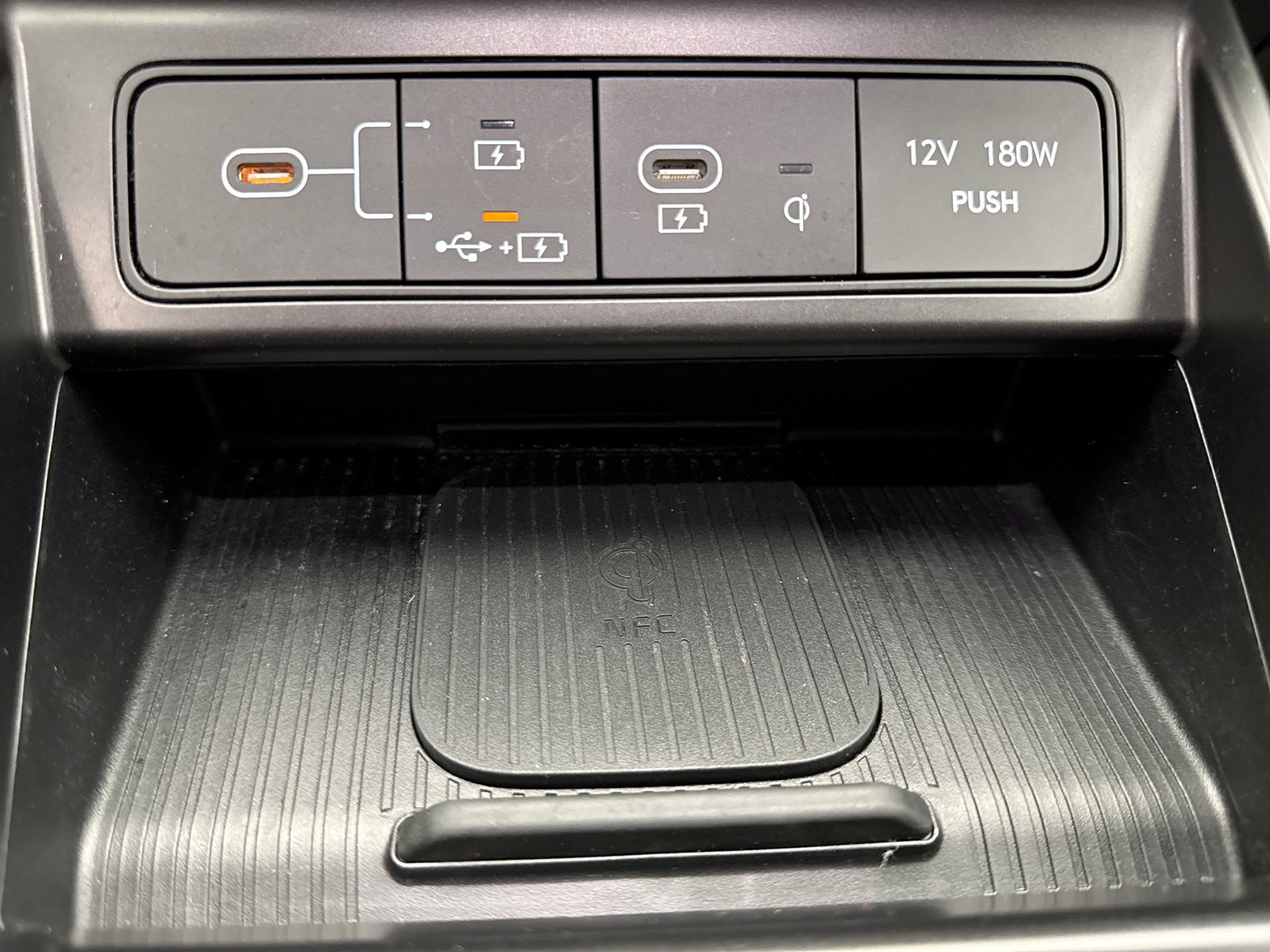 Used 2024 Hyundai Kona SEL w/ Convenience Package AWD/4WD image 17