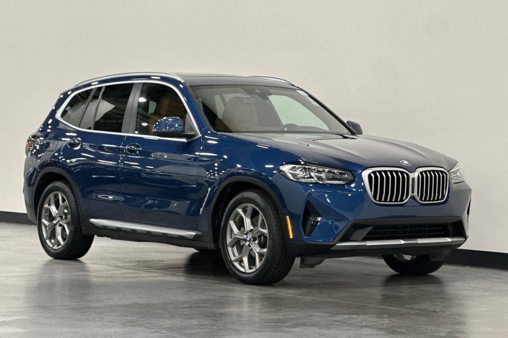 Certified 2023 BMW X3 sDrive30i w/ Premium Package RWD image 2