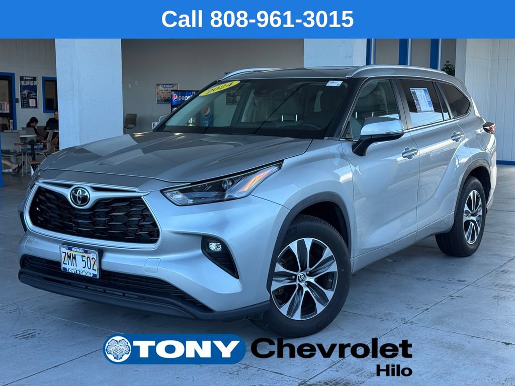 Used 2024 Toyota Highlander XLE
