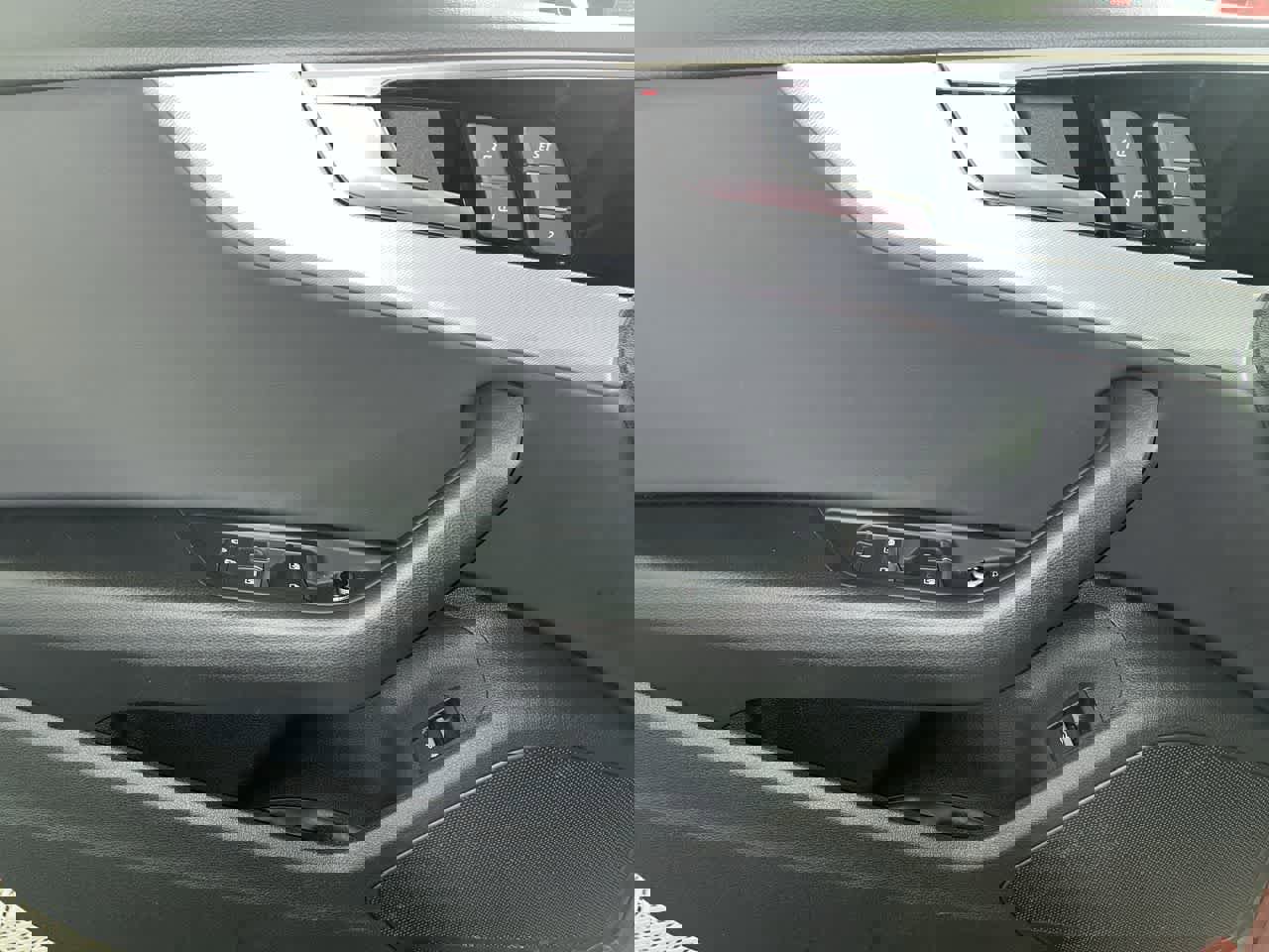 Used 2025 Audi A5 2.0T Premium Plus image 13