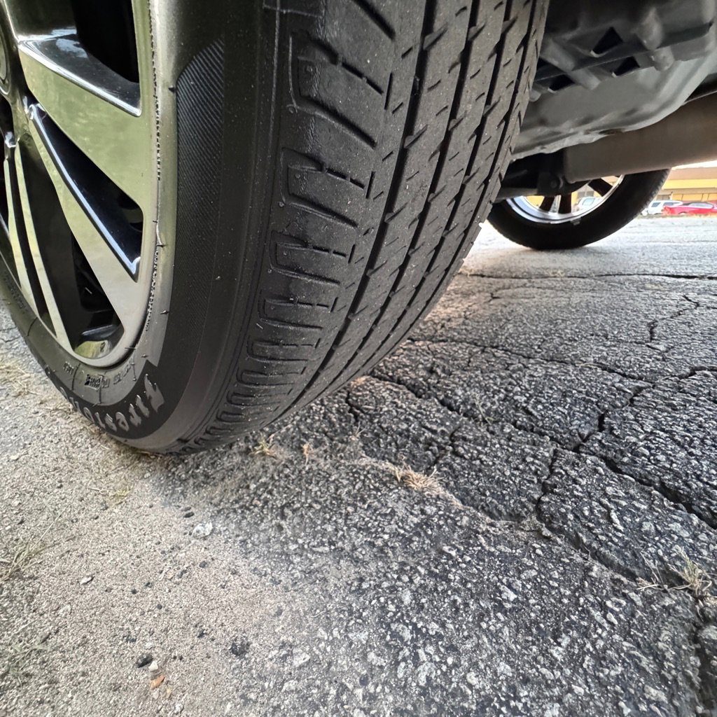 Used 2020 Nissan Kicks SV w/ Exterior Package image 35