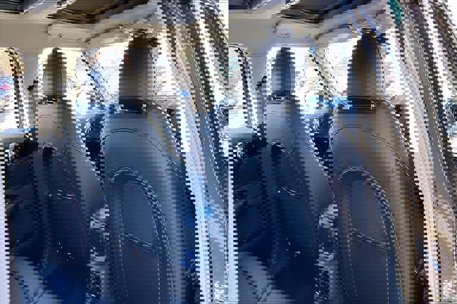 Used 2022 MINI Cooper Countryman S w/ Premium Package image 21