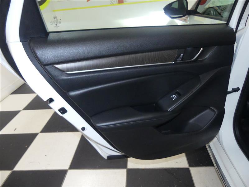 Used 2022 Honda Accord EX-L image 28