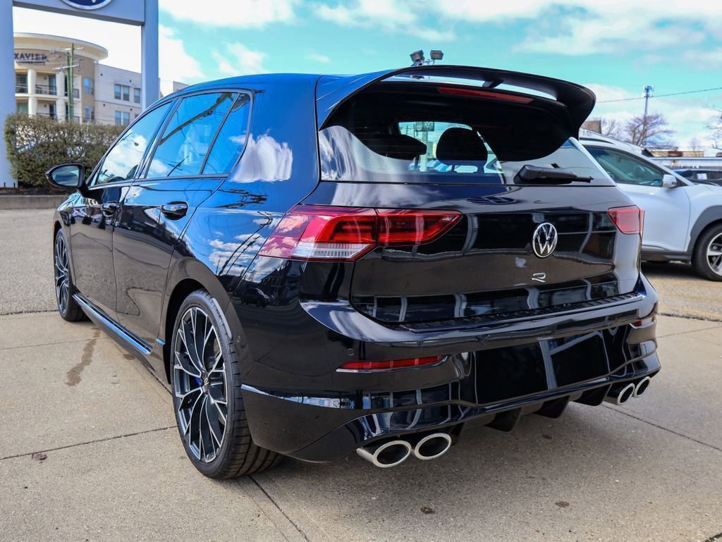 New 2026 Volkswagen Golf image 3