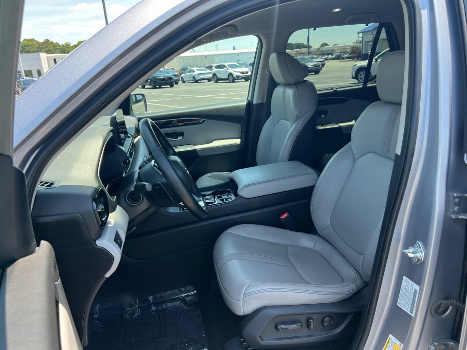 Certified 2023 Honda Pilot EX-L image 30