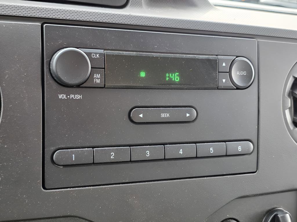 Used 2019 Ford E-350 and Econoline 350 Super Duty image 28