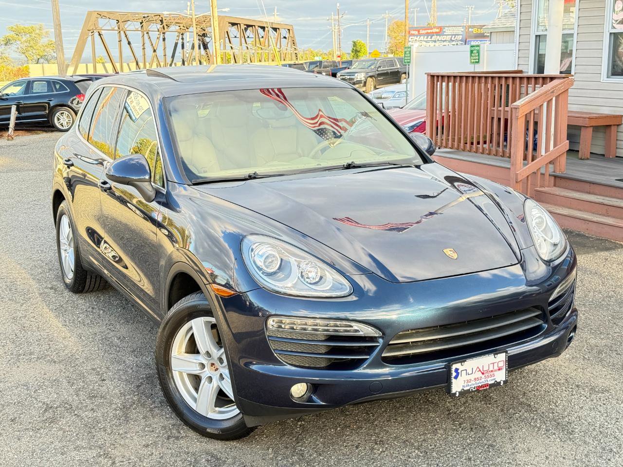 Used 2012 Porsche Cayenne image 2