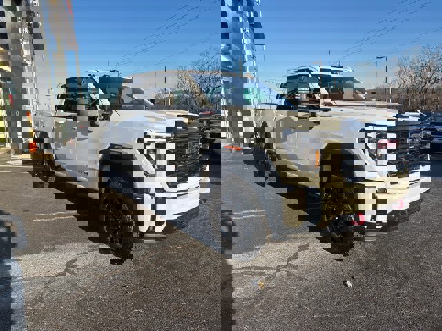 New 2025 GMC Sierra 2500 AT4 w/ AT4 Premium Plus Package image 4