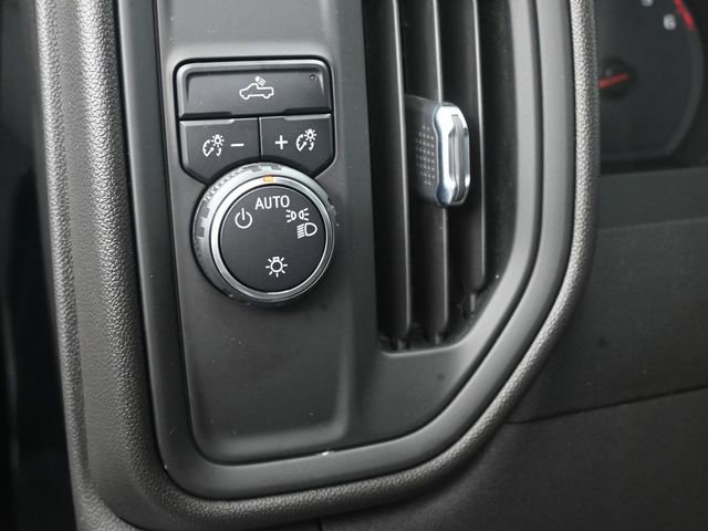 Used 2021 Chevrolet Silverado 1500 Custom image 21