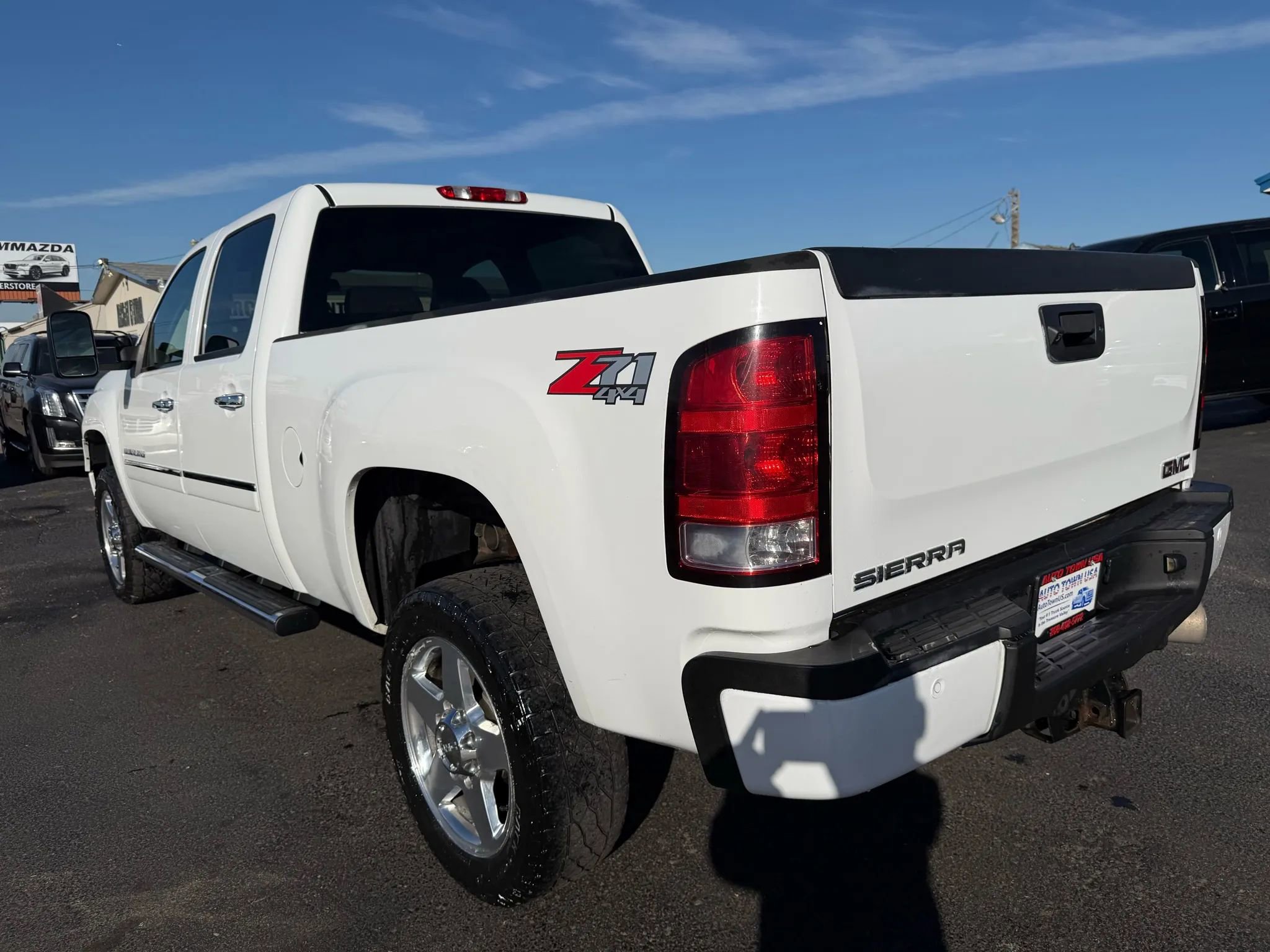 Used 2013 GMC Sierra 2500 Denali w/ Suspension Package, Off-Road image 3