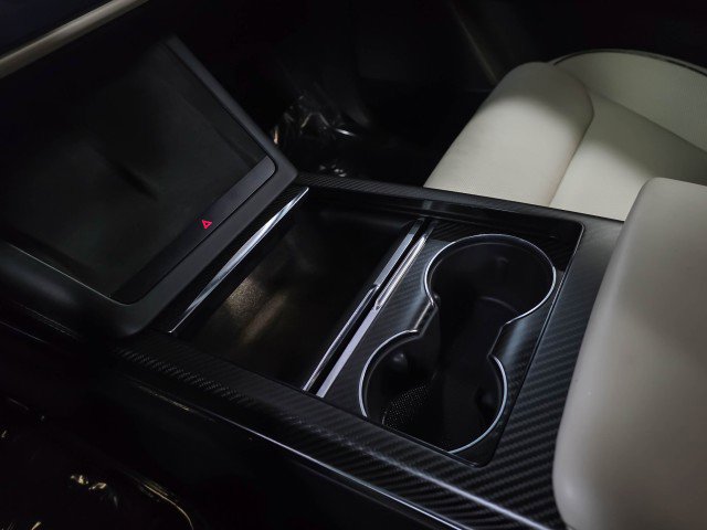 Used 2023 Tesla Model X Plaid image 31