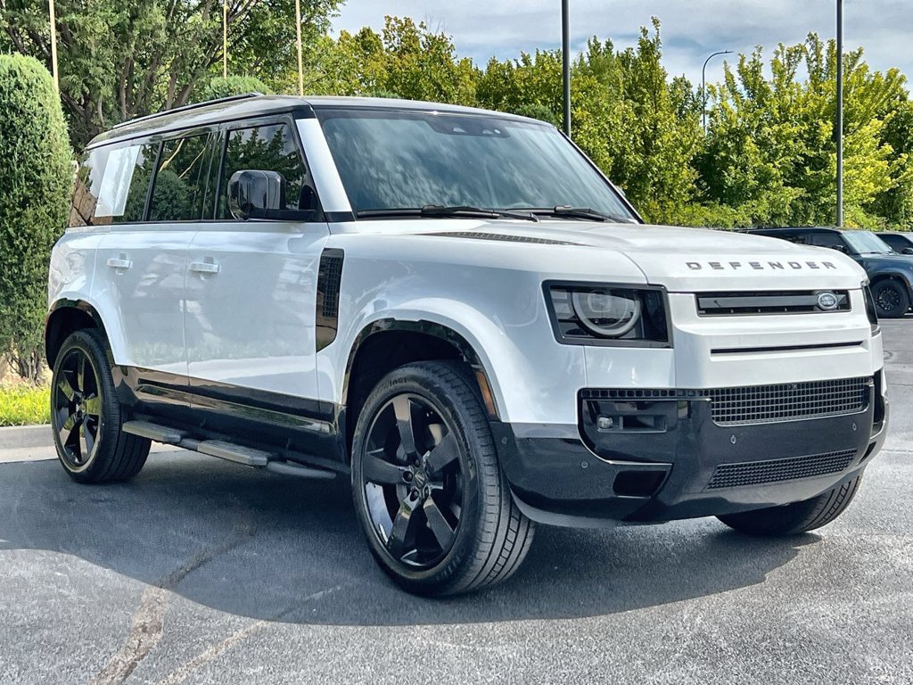 New 2026 Land Rover Defender 110 X-Dynamic SE AWD/4WD image 7
