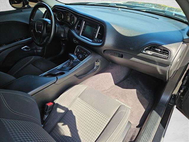 Used 2017 Dodge Challenger R/T RWD image 20