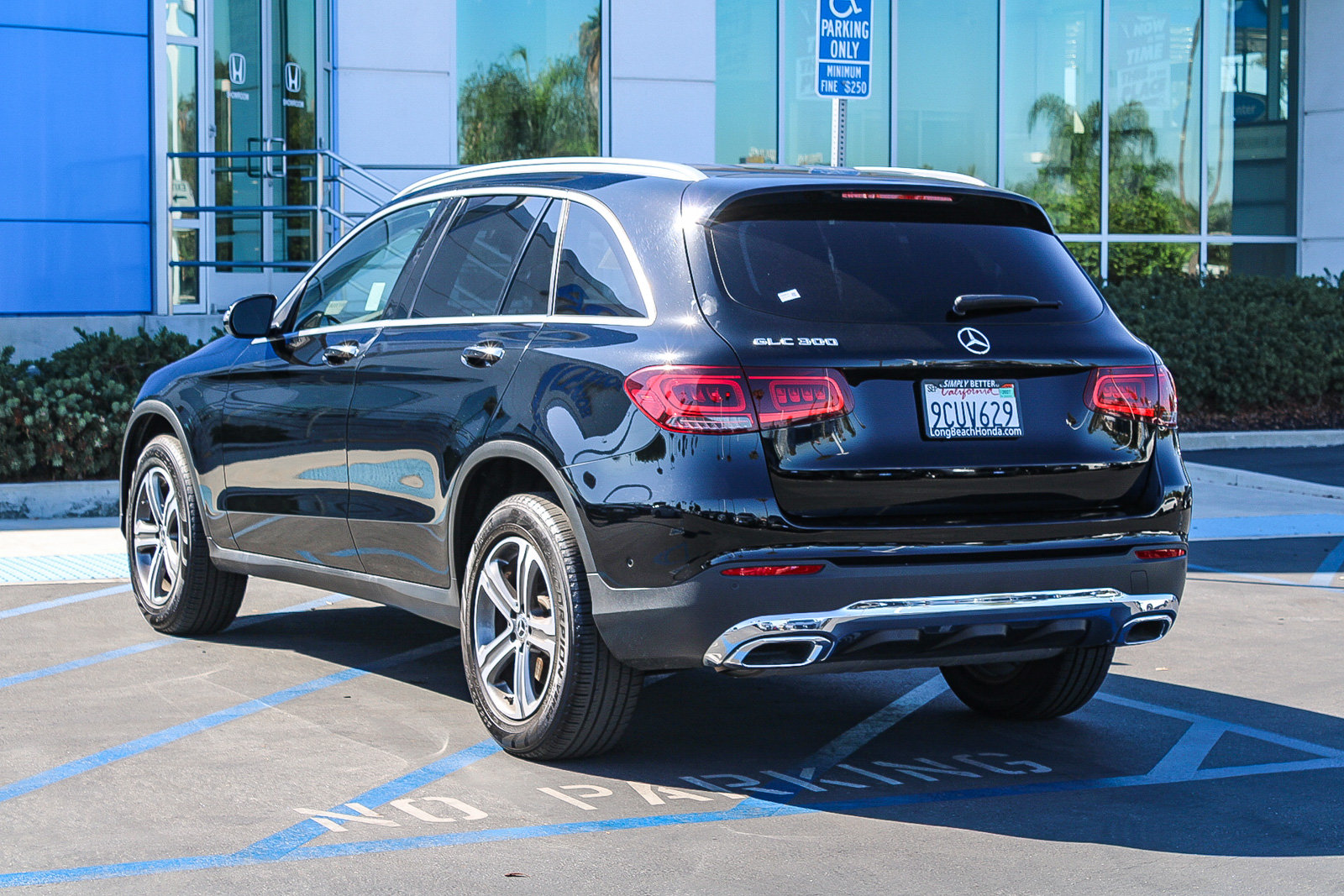 Used 2022 Mercedes-Benz GLC 300 image 9