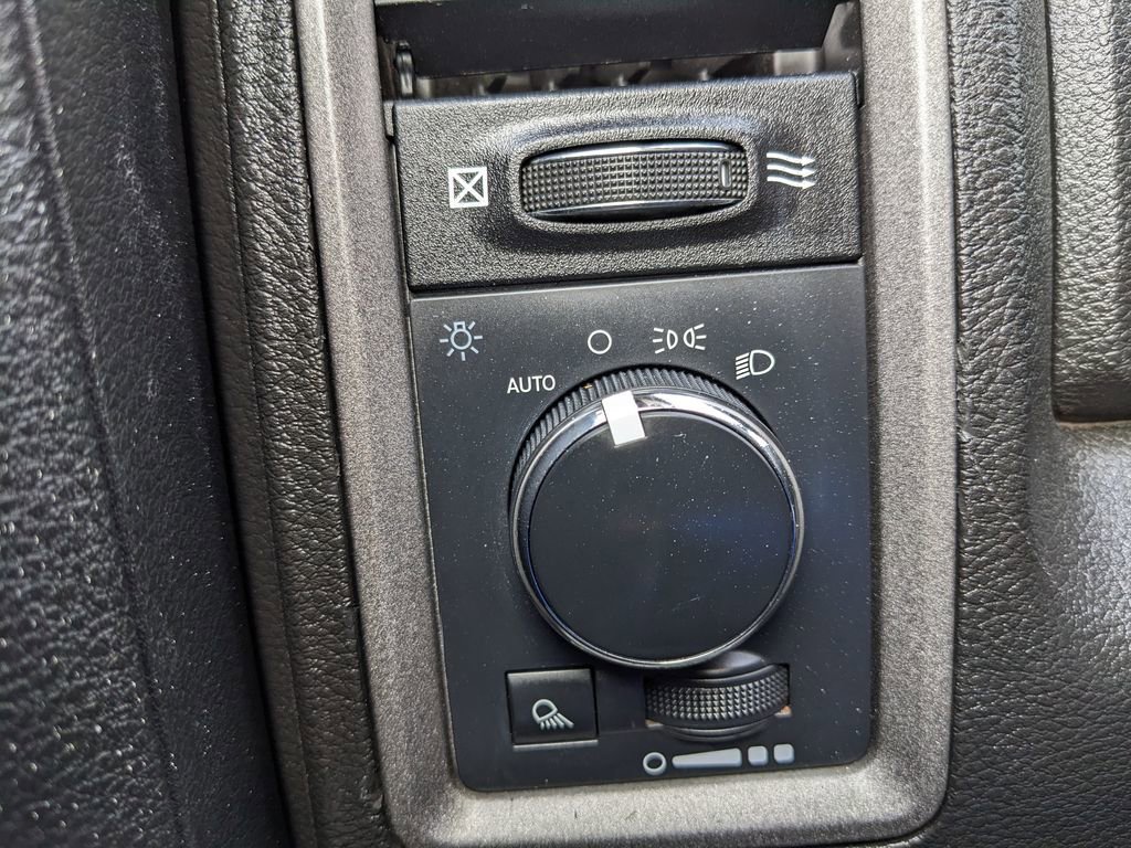 Used 2022 RAM 1500 Tradesman w/ Chrome Appearance Group AWD/4WD image 47