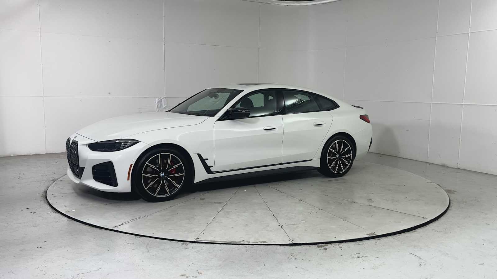 Used 2023 BMW M440i xDrive Gran Coupe image 3