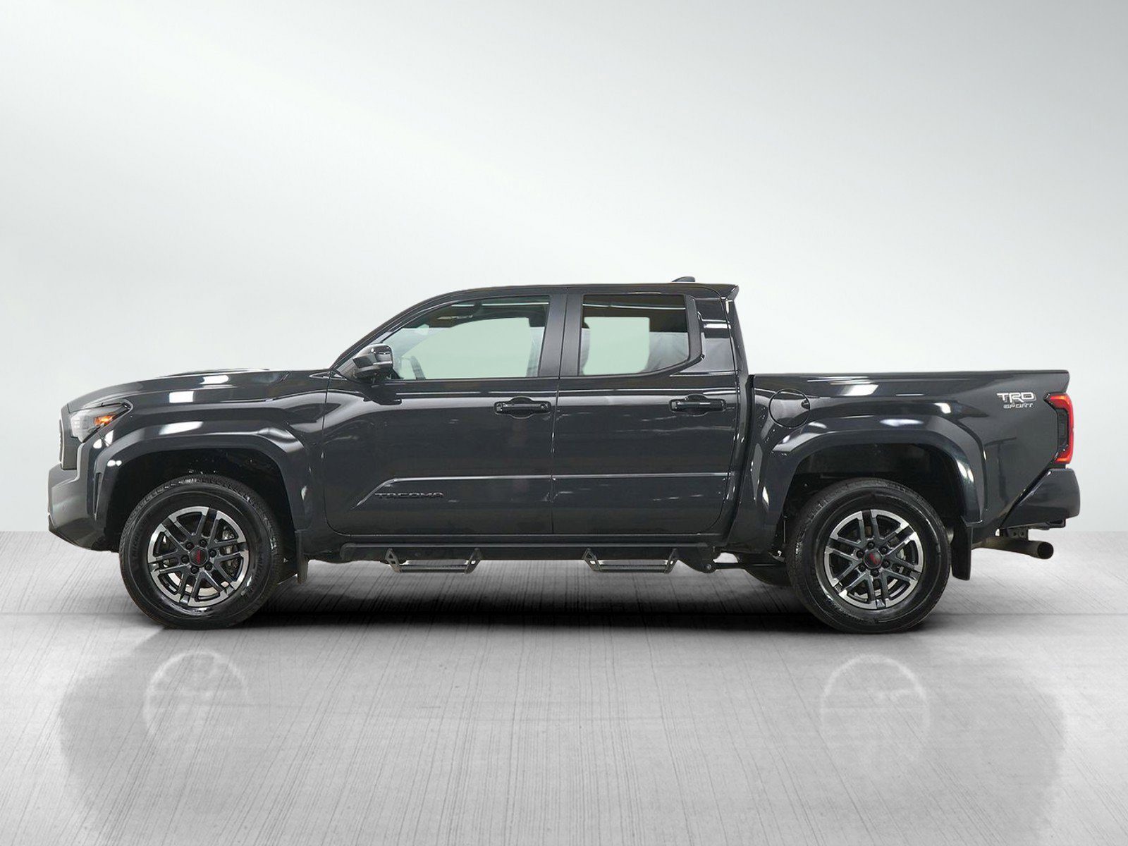 Used 2024 Toyota Tacoma TRD Sport w/ TRD Sport Premium Package AWD/4WD image 2