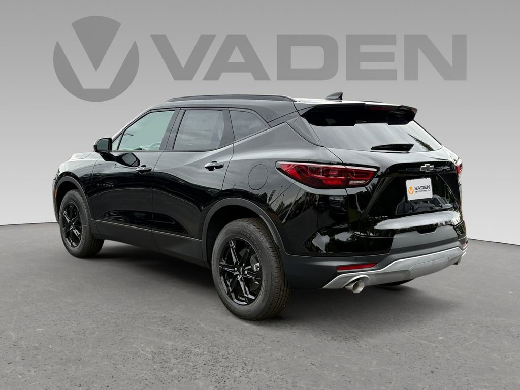 New 2026 Chevrolet Blazer LT w/ Midnight/Sport Edition FWD image 23