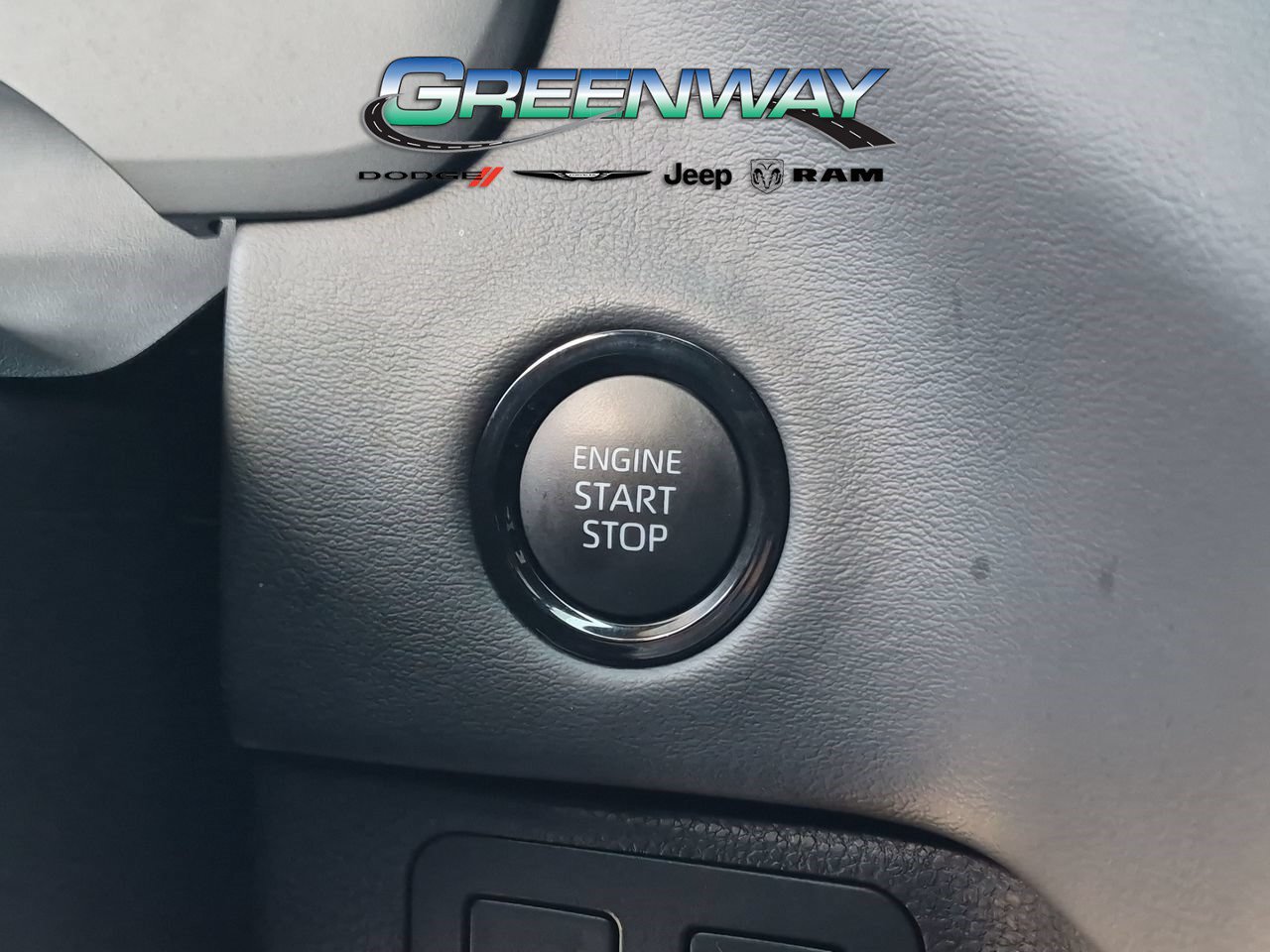 Used 2025 Toyota Tundra Platinum AWD/4WD image 25