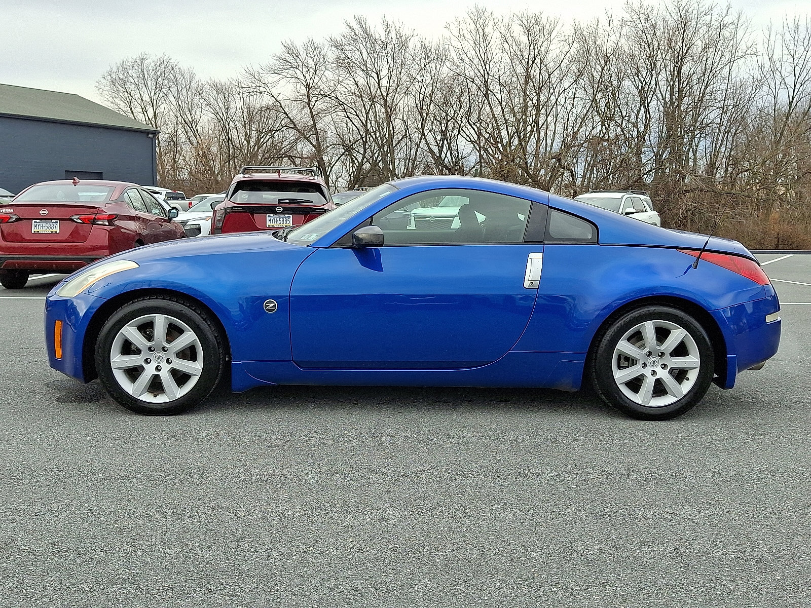 Used 2004 Nissan 350Z Touring w/ Cargo Convenience Pkg image 5