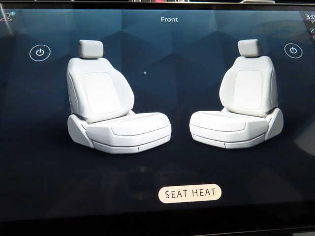 Used 2024 Jaguar F-PACE R-Dynamic S image 33