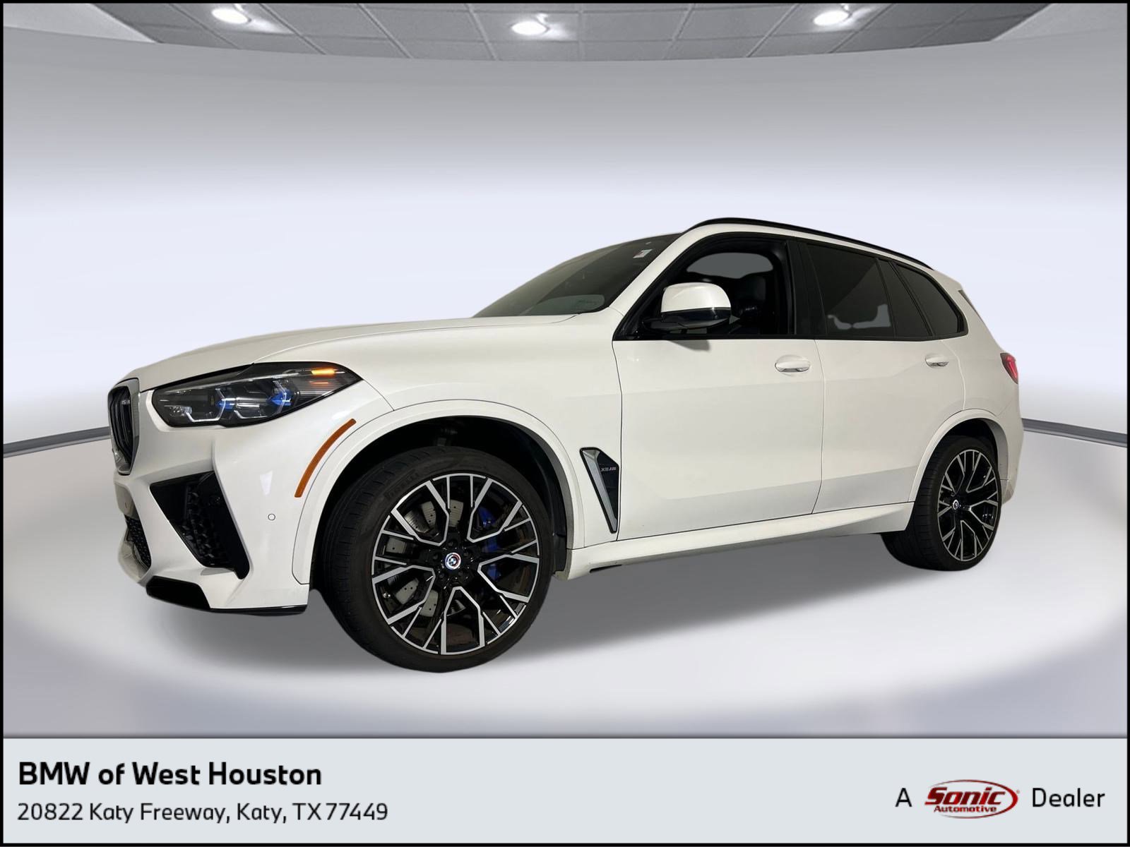 Used 2022 BMW X5 M w/ Executive Package image 1