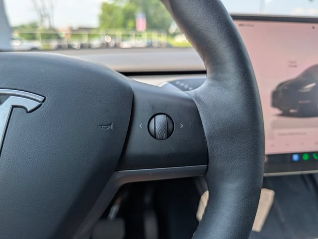 Used 2023 Tesla Model Y Long Range AWD/4WD image 21