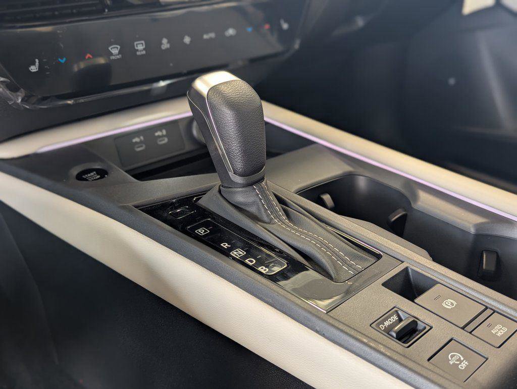 New 2026 Nissan Sentra SL w/ Floor Mat Package FWD image 20