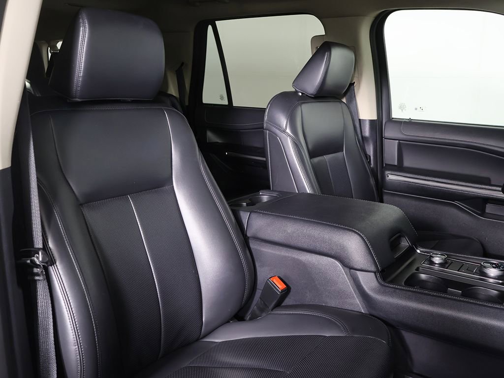 Used 2024 Ford Expedition Max XLT AWD/4WD image 28