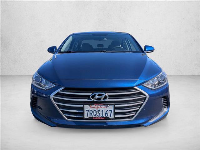 Used 2017 Hyundai Elantra SE video 2