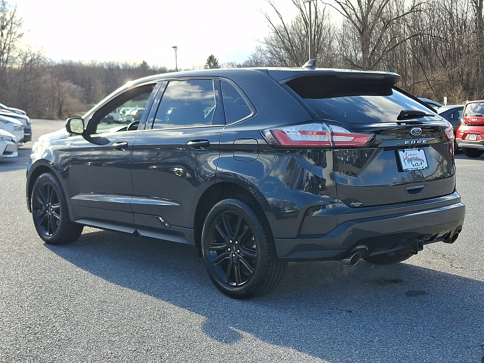 Used 2021 Ford Edge ST-Line w/ Class II Trailer Tow Package image 4
