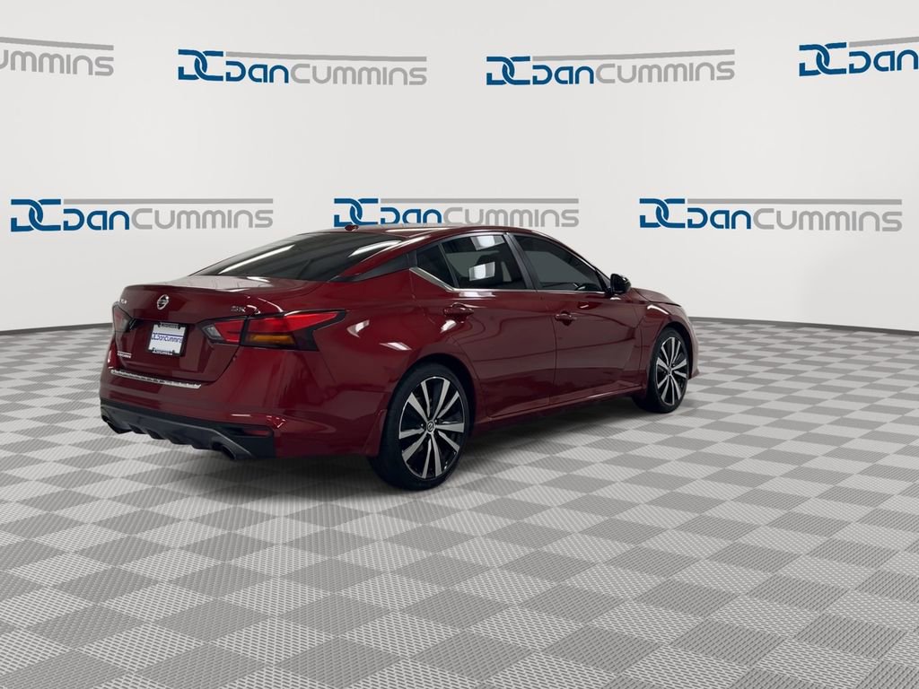 Used 2022 Nissan Altima 2.5 SR FWD image 8