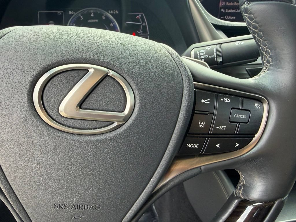 Used 2020 Lexus ES 350 w/ Premium Package FWD image 18