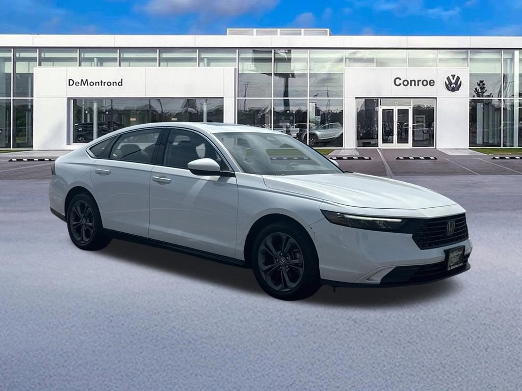 Used 2023 Honda Accord EX image 3