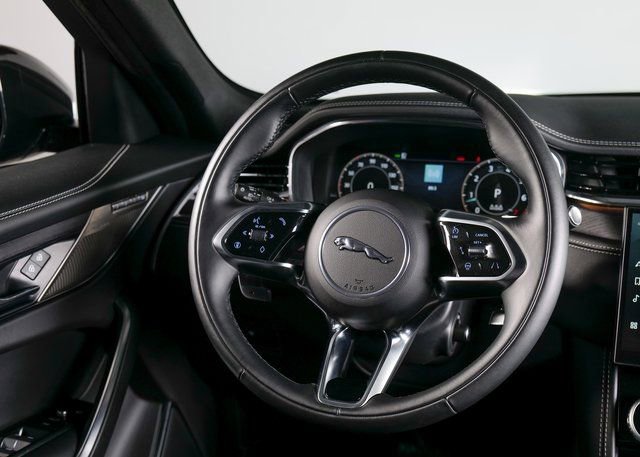 Used 2025 Jaguar F-PACE R-Dynamic S image 12