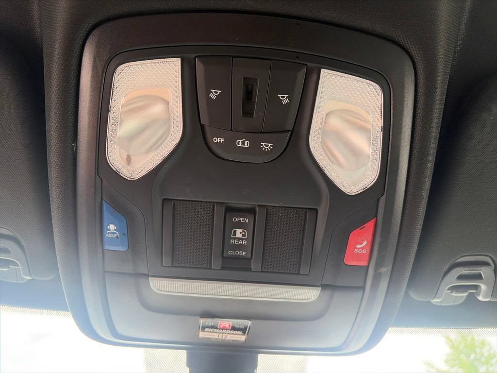 Used 2023 RAM 1500 Big Horn AWD/4WD image 35