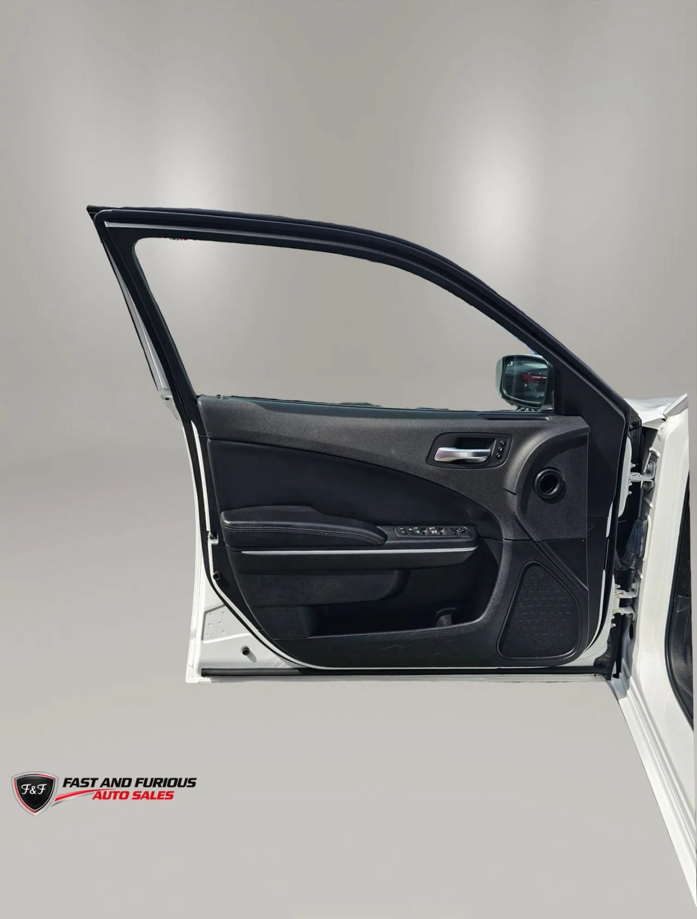Used 2021 Dodge Charger SXT w/ Leather Interior Group RWD image 12