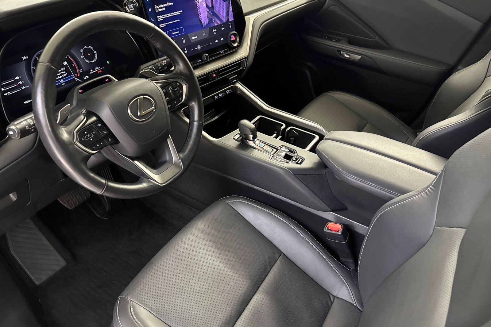 Used 2025 Lexus TX 350 FWD w/ Convenience Package image 4
