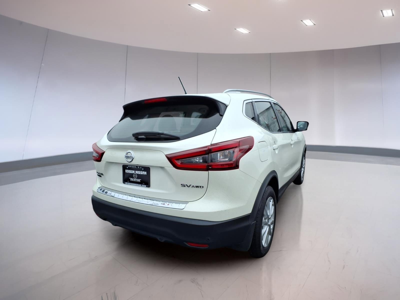 Used 2022 Nissan Rogue Sport SV w/ Technology Package AWD/4WD image 4