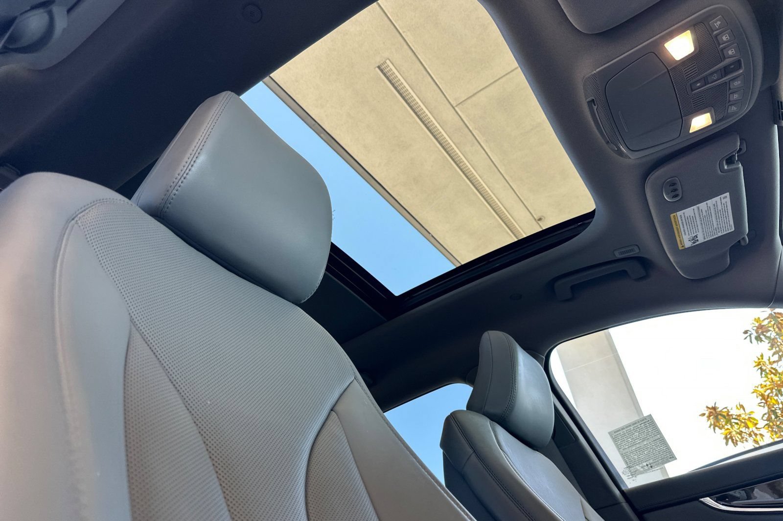 Used 2023 Lincoln Nautilus Reserve w/ Luxury Package FWD image 16